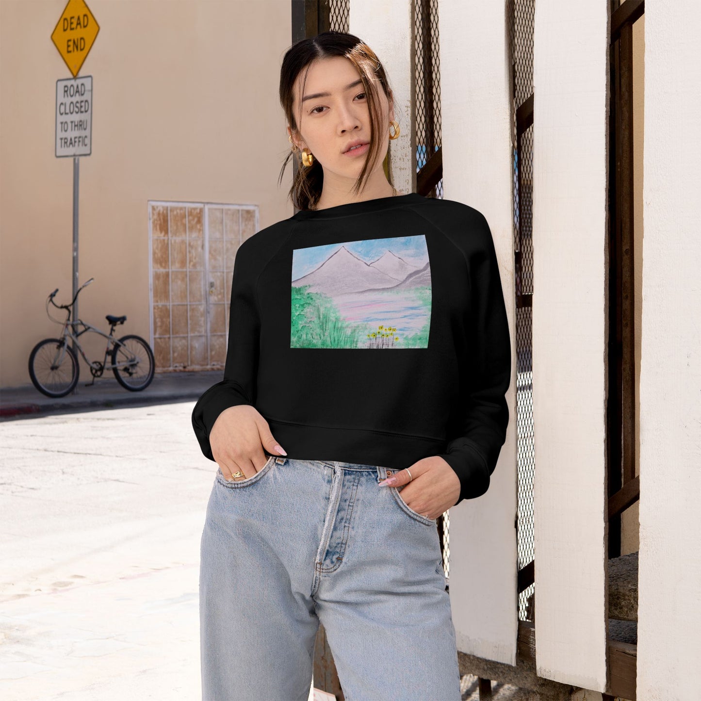 Moving Mountains Cropped Fleece
