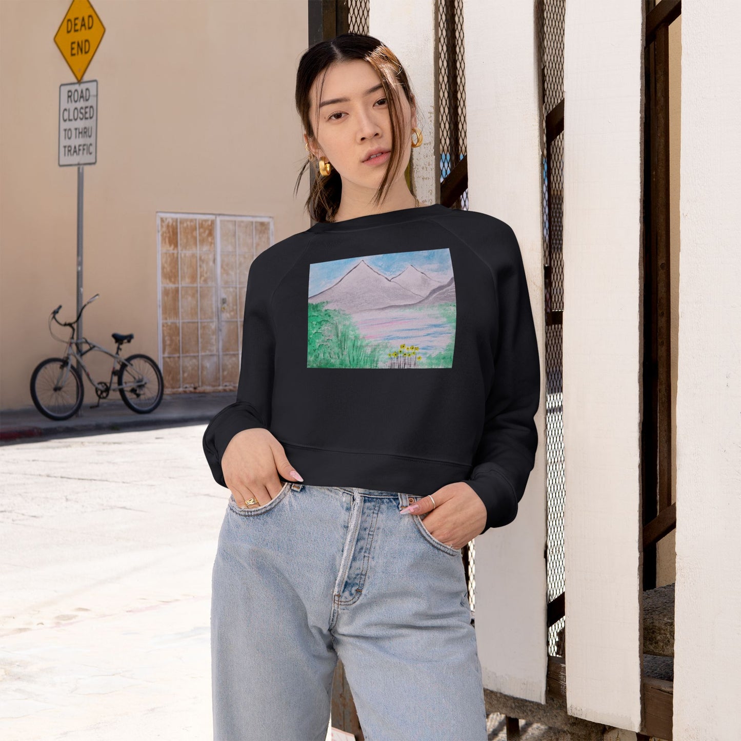 Moving Mountains Cropped Fleece