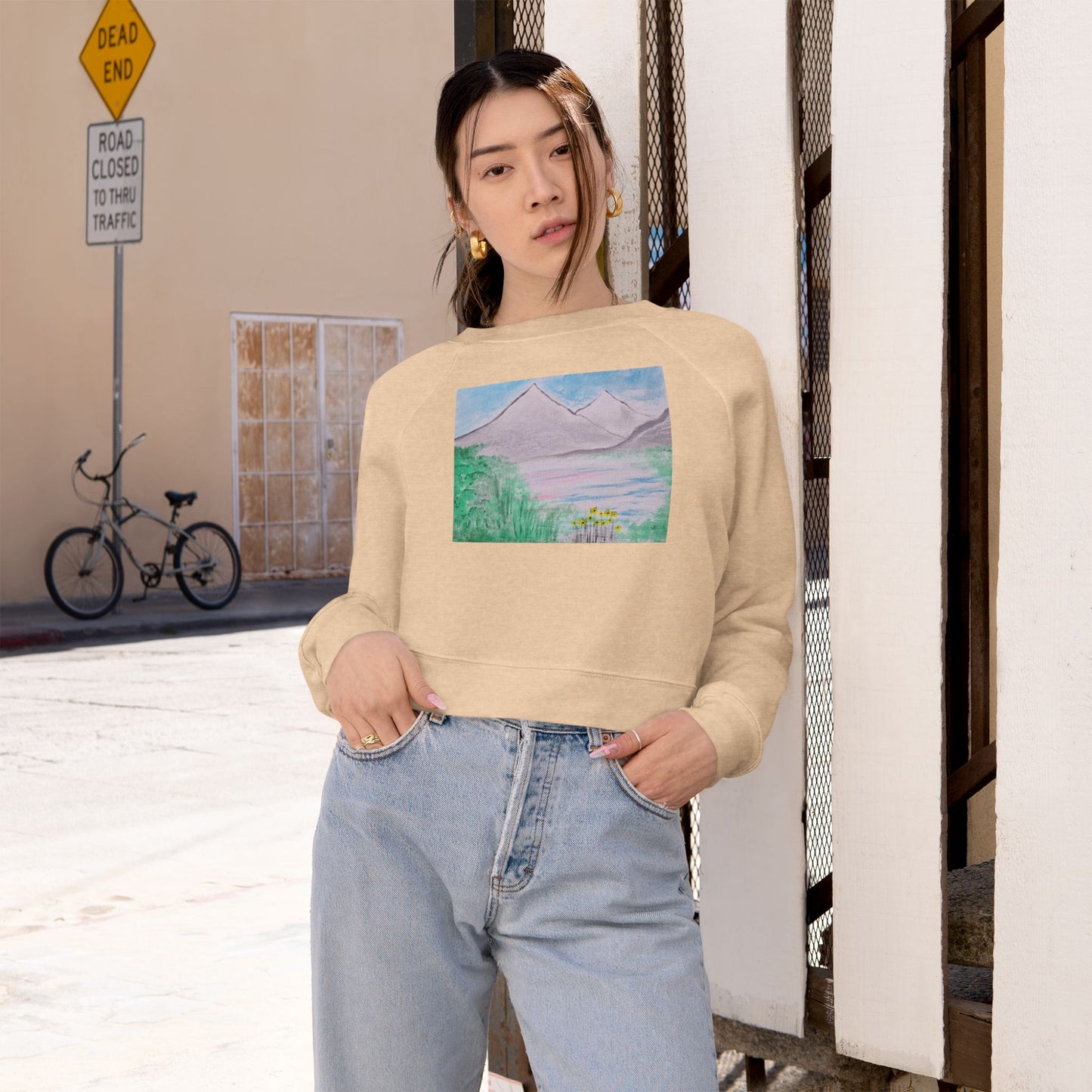 Moving Mountains Cropped Fleece